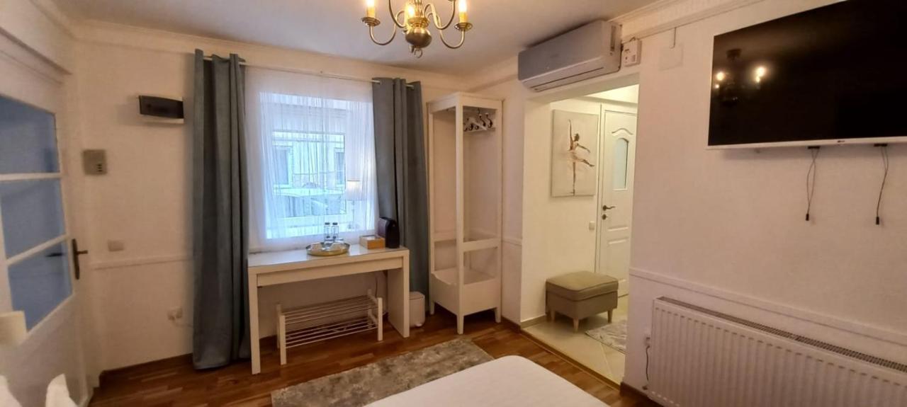 Five Rooms Braşov Exteriör bild