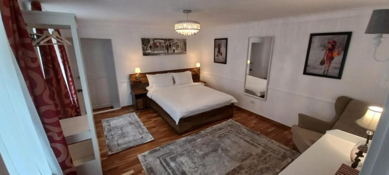 Five Rooms Braşov Exteriör bild